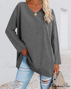 long-sleeved women's V-neck t-shirt
