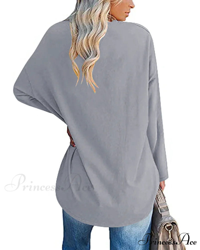 long-sleeved women's V-neck t-shirt