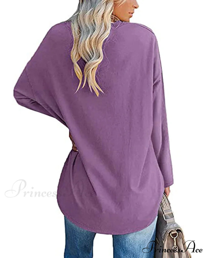 long-sleeved women's V-neck t-shirt