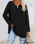 long-sleeved women's V-neck t-shirt