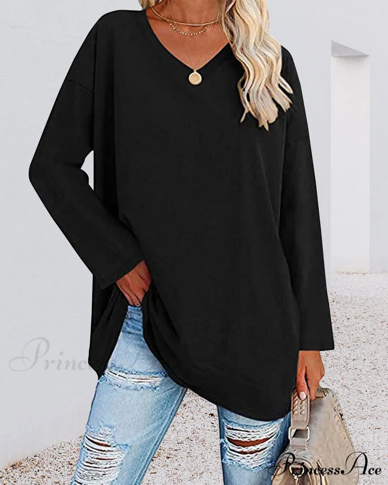long-sleeved women's V-neck t-shirt