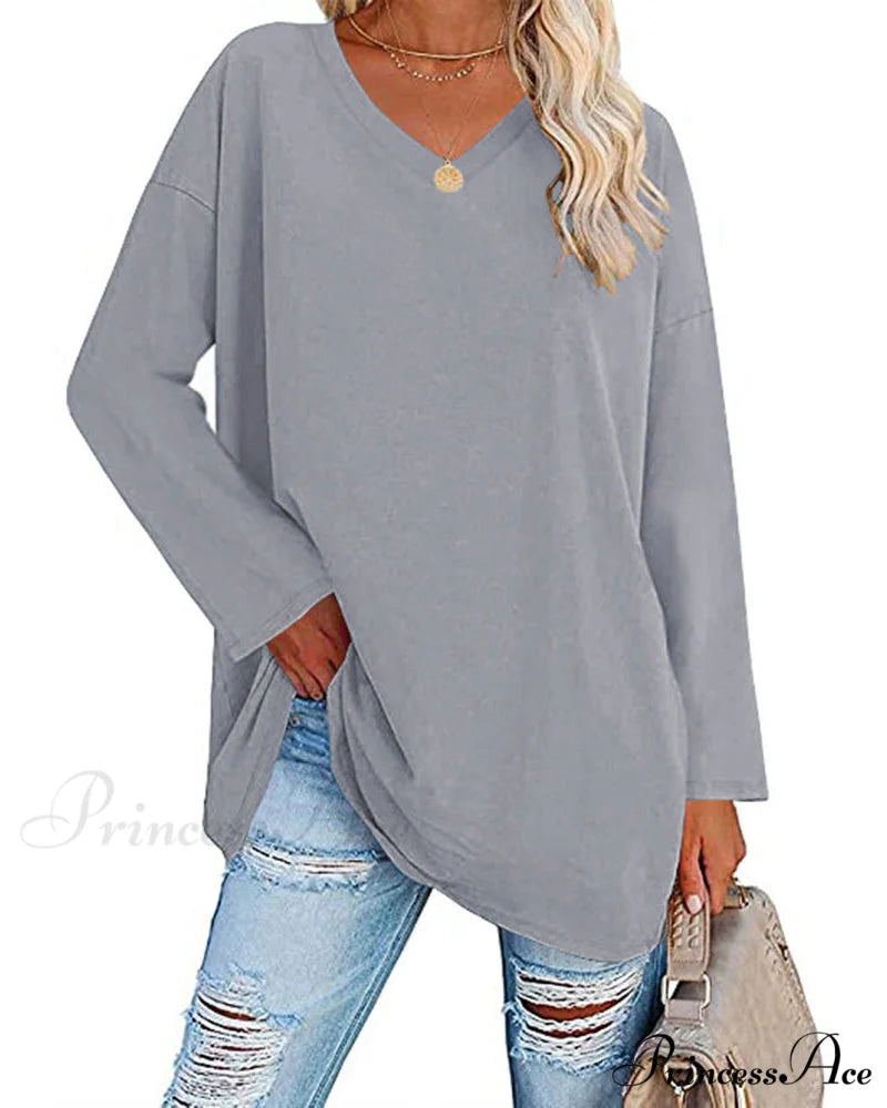 long-sleeved women's V-neck t-shirt