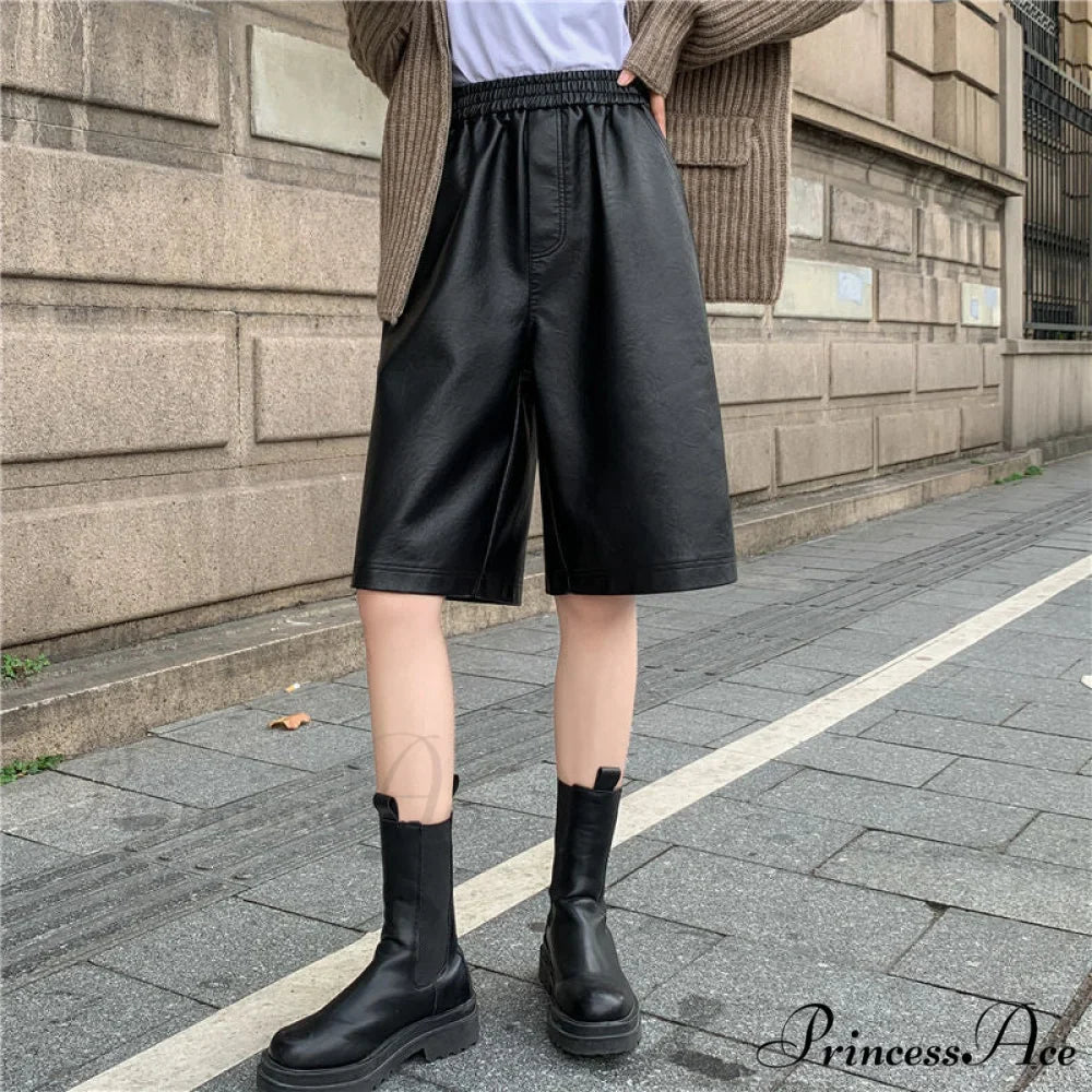 Loose Elastic Wide Leg PU Leather Shorts
