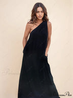 Loose One-Shoulder Sleeve Charming Pleated Pocket Dress
