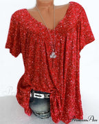 loose short-sleeved V-neck tee