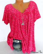 loose short-sleeved V-neck tee