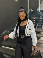 Low-cut Cropped Differentiating Cardigan