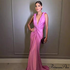 Low-cut Sleeveless Open-back Monochrome Prom Dress