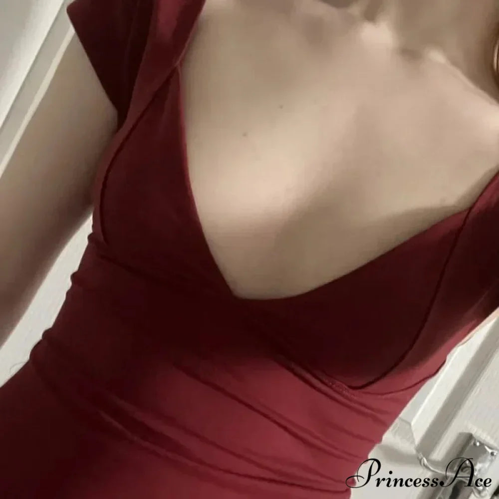 Low V Neck Short Top