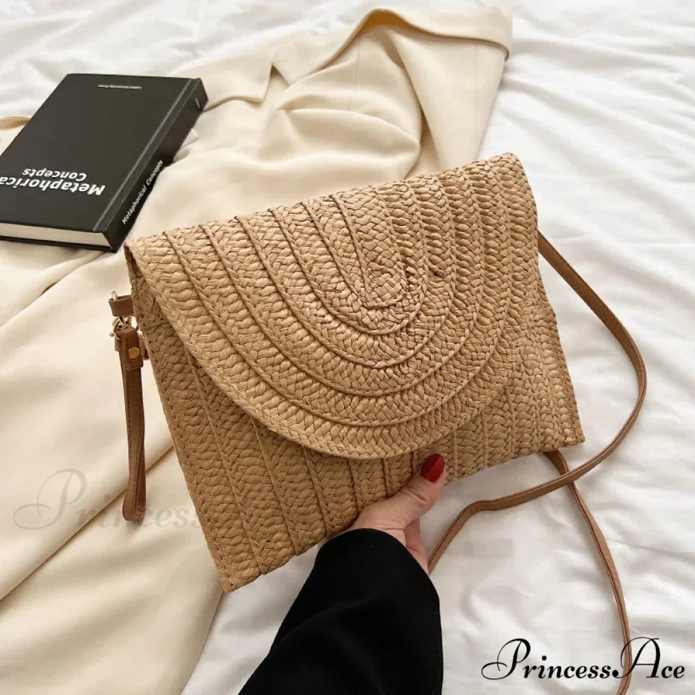 Maize Sheath Interlace Straw Pouch Wristlet