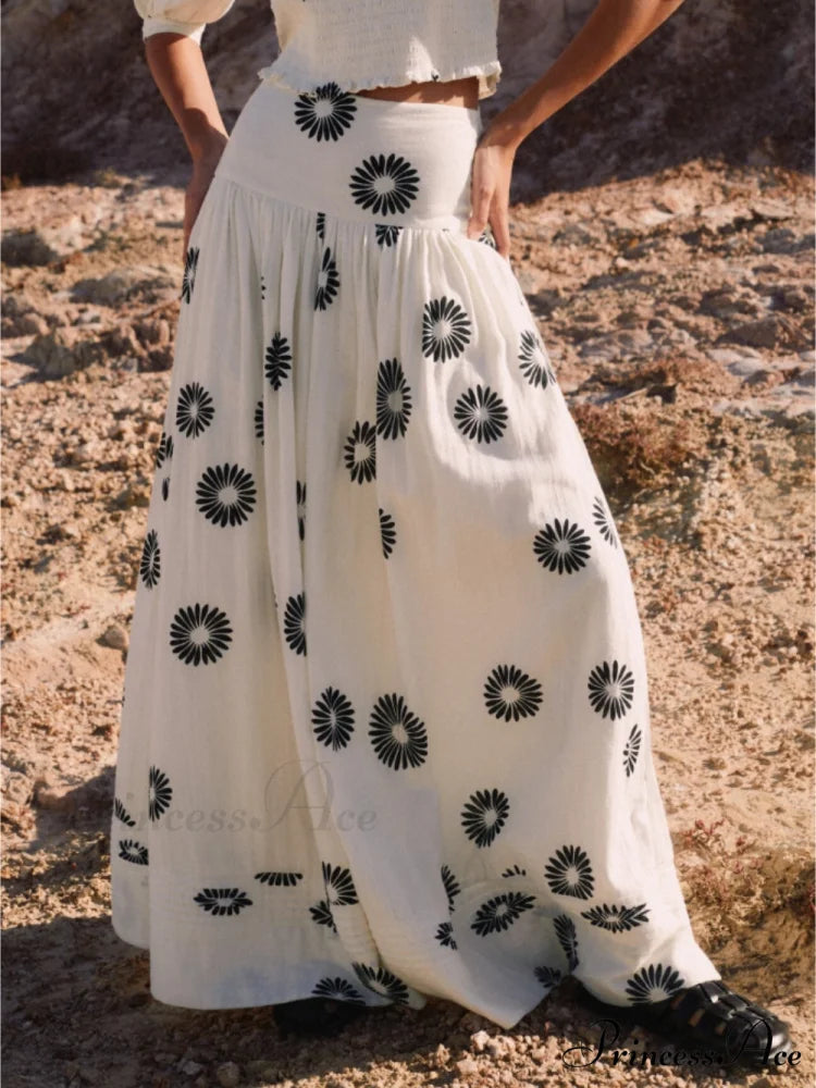 Modern Daisy Stylish Print Blouse Skirt