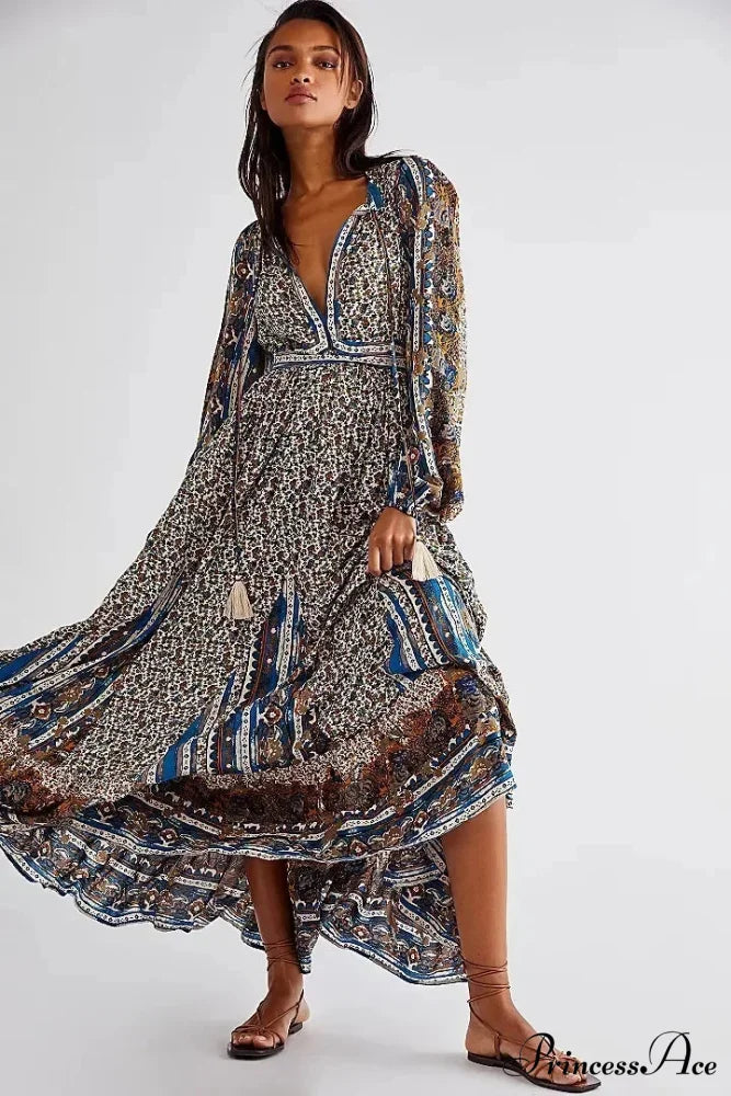 Monochromatic Hue V-neck Flounce Sleeve Summer Boho Dress