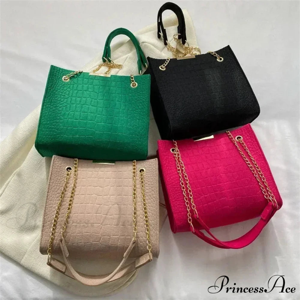 Monochrome Crocodile Pattern Spacious Shoulder Handbag