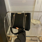 Monochrome Crocodile Pattern Spacious Shoulder Handbag