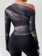 Multicolored Single Shoulder Form-Fitting Long Sleeve Knit Top