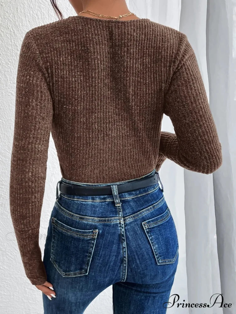 New Style Kink Low-Cut Monochrome Slim Sweater Top Women