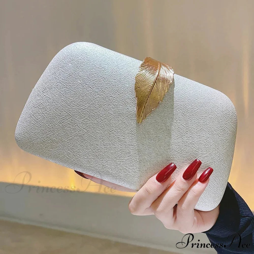 Nighttime Clutch Bead Chain Handbag Marriage Cocktail Gathering Bag