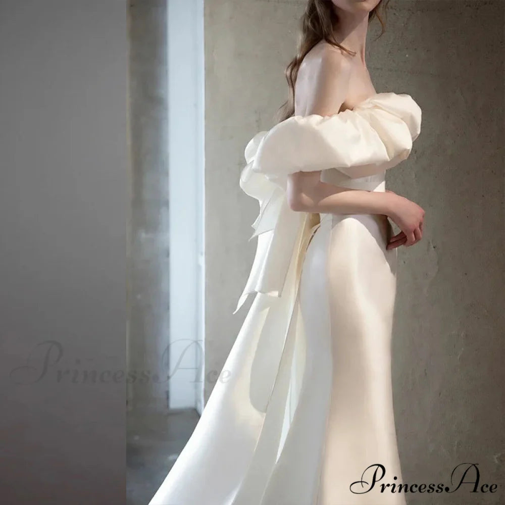 Off-Shoulder Glossy Slim Wedding Gown