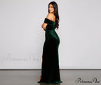 Olivia Formal Velvet Charming Off-The-Shoulder Maxi Dress