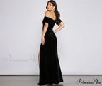 Olivia Formal Velvet Charming Off-The-Shoulder Maxi Dress