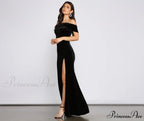 Olivia Formal Velvet Charming Off-The-Shoulder Maxi Dress