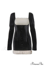 Patchwork Pleated Bodycon Dress with Contrast