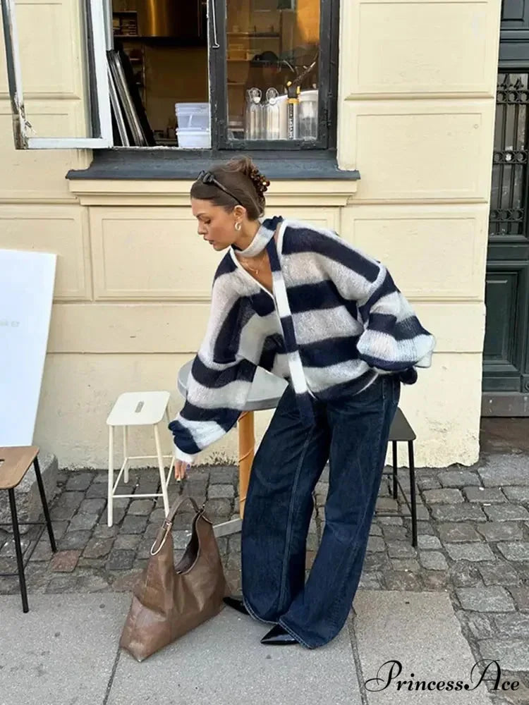 Patterned Different-colored V-neck Baggy Cardigan