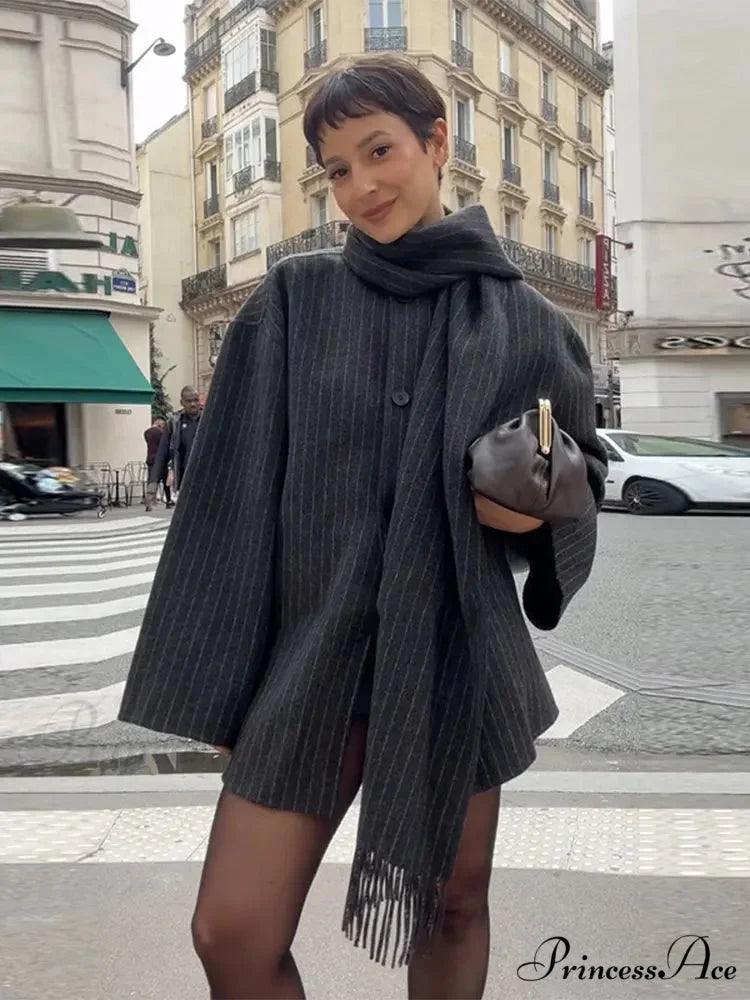 Patterned Solitary Buttoned Wool Overcoat