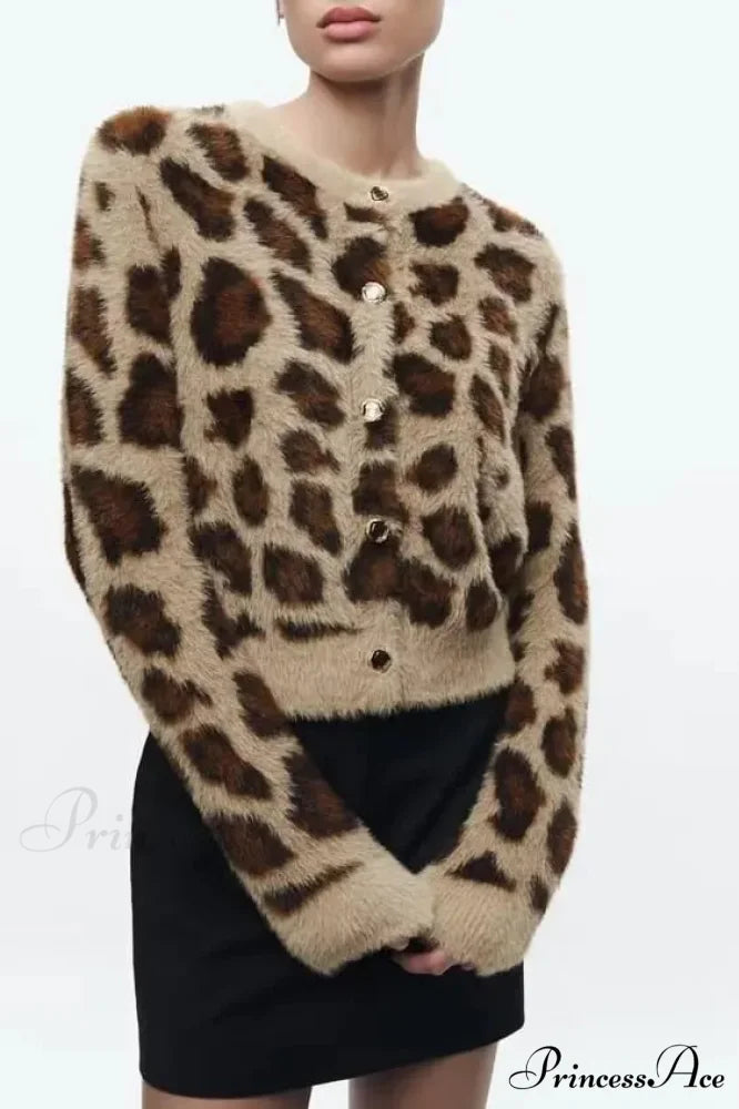 Patterned Synthetic Fur Leopard Design Sweater
