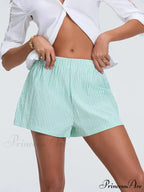 Patterned Unblemished Medium Elevation Short