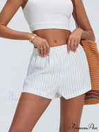 Patterned Unblemished Medium Elevation Short