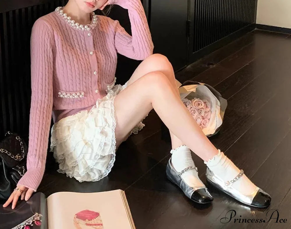 Pearls Button O-neck Cardigan