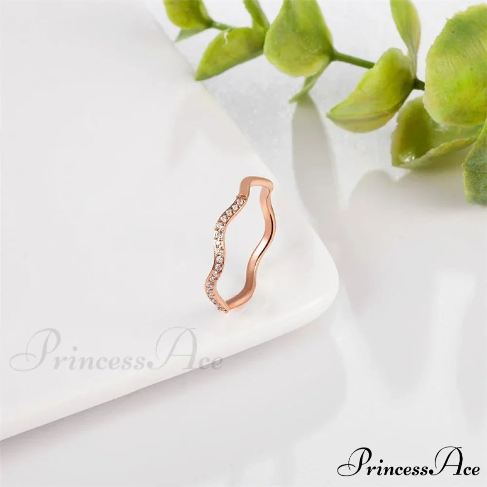 Personalized Irregular Curved Edge Rose Gold Ring