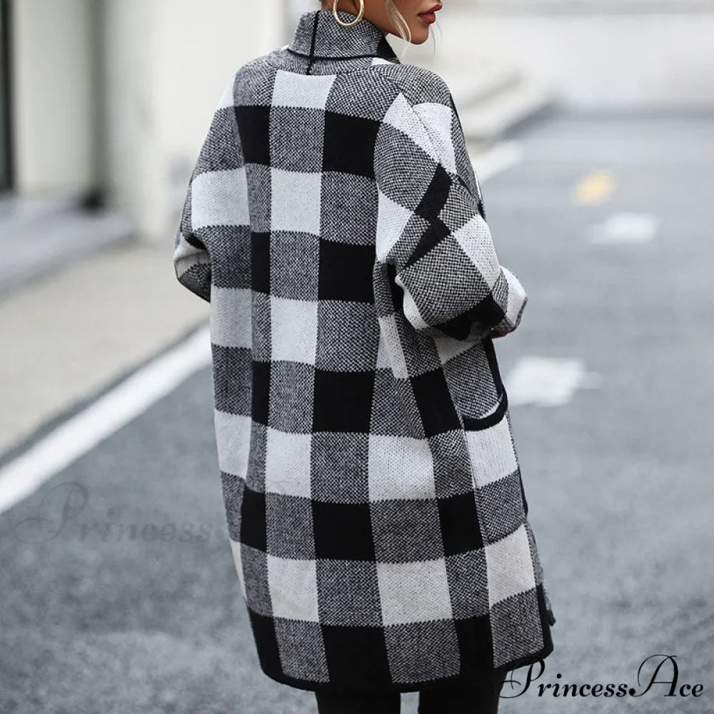 Plaid Knitted Cardigan