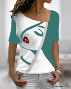 print V-neck face tee