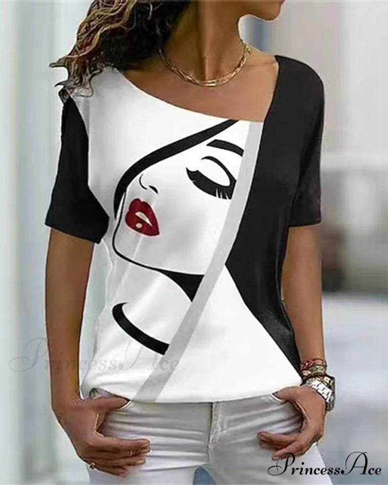 print V-neck face tee