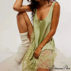 Profound U-Shaped Frilled Short Dress