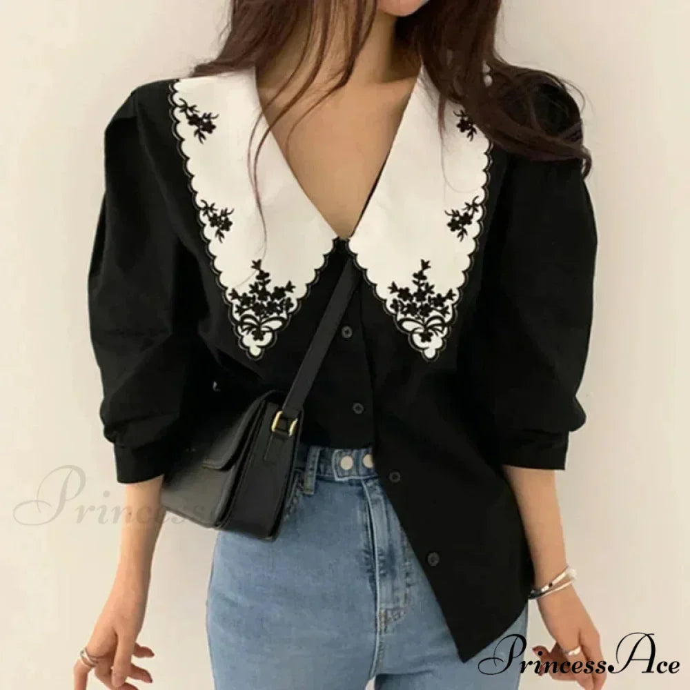Puff Extended Sleeve Flower Stitch Blouse