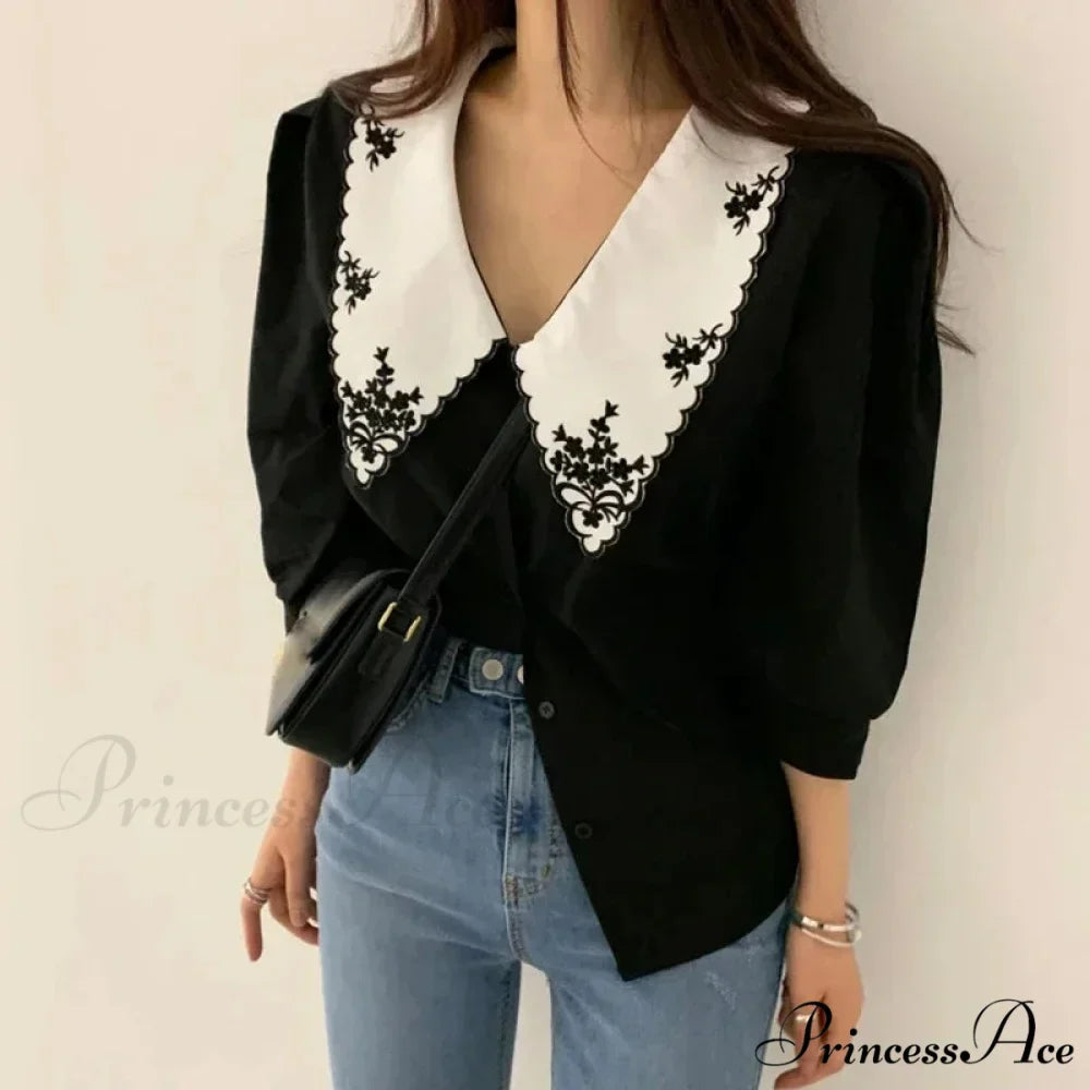 Puff Extended Sleeve Flower Stitch Blouse