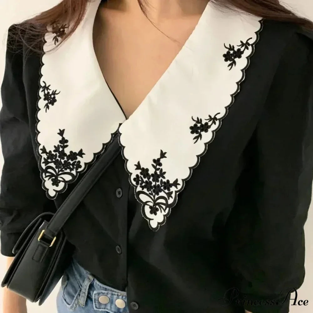 Puff Extended Sleeve Flower Stitch Blouse