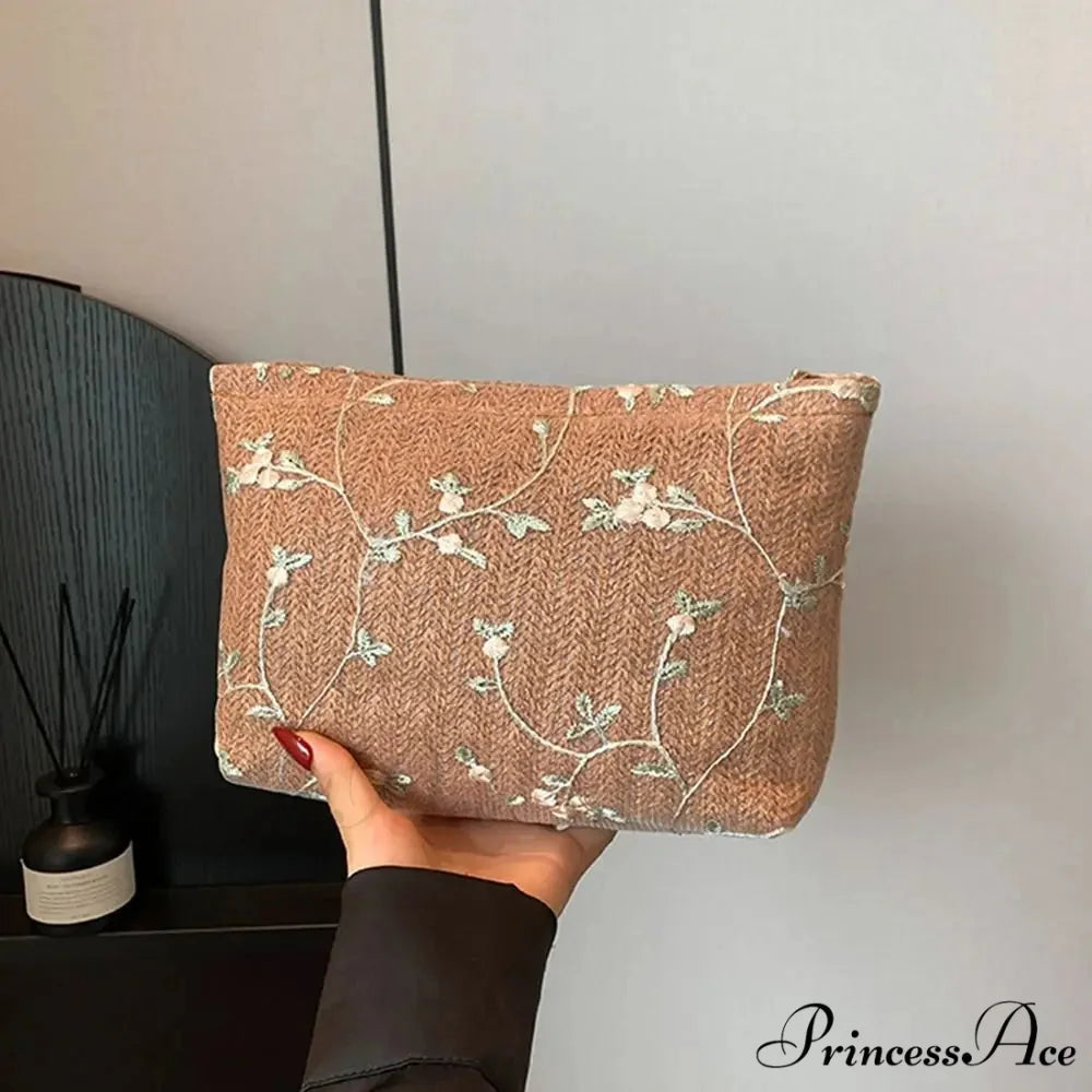 Rattan Portable Straw Grasp Wristlet