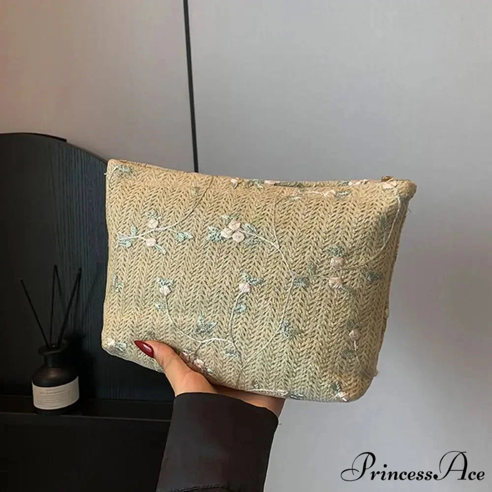 Rattan Portable Straw Grasp Wristlet