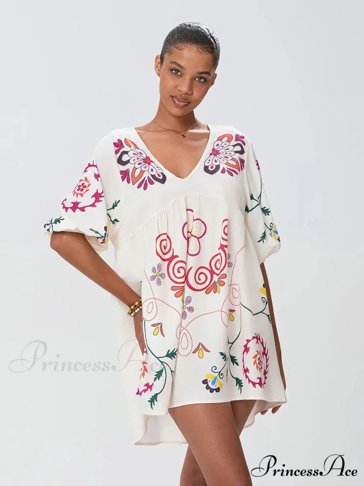 Relaxed Small Seaside Floral Dress for Holiday