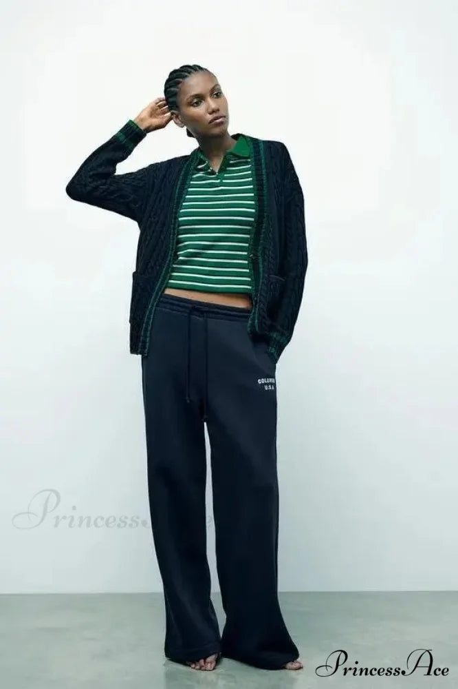 Relaxed Style Opposing V-neck Cardigan