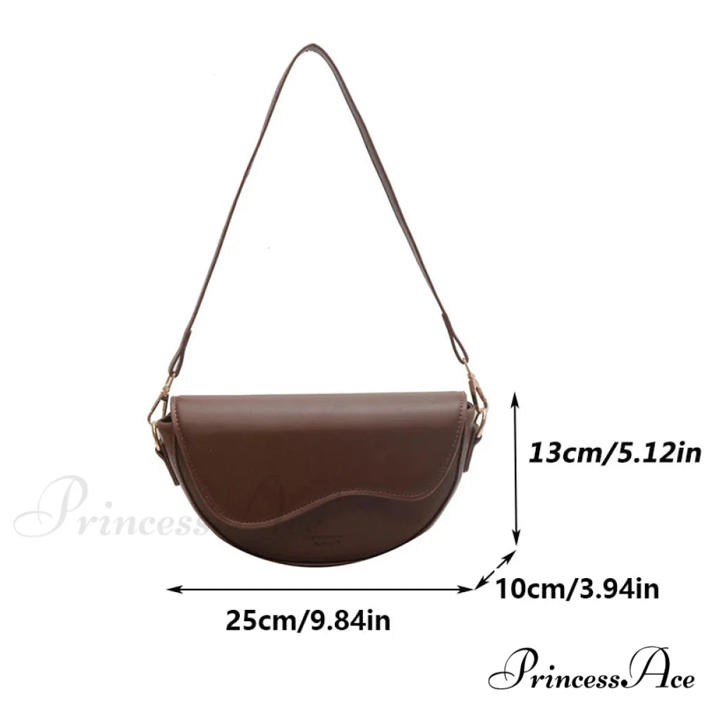 Retro Flap Petite Saddle Crossbody