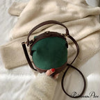 Retro Style Woman Bucket Shoulder Purse