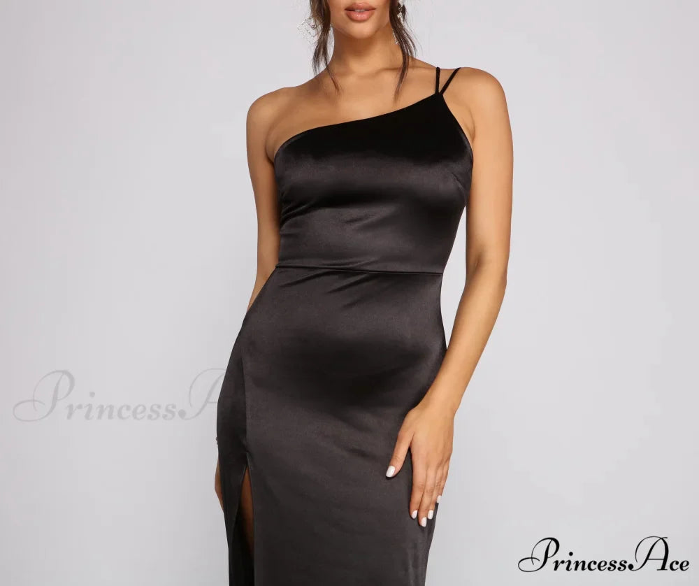 Rhiannon Elegant Satin Dress