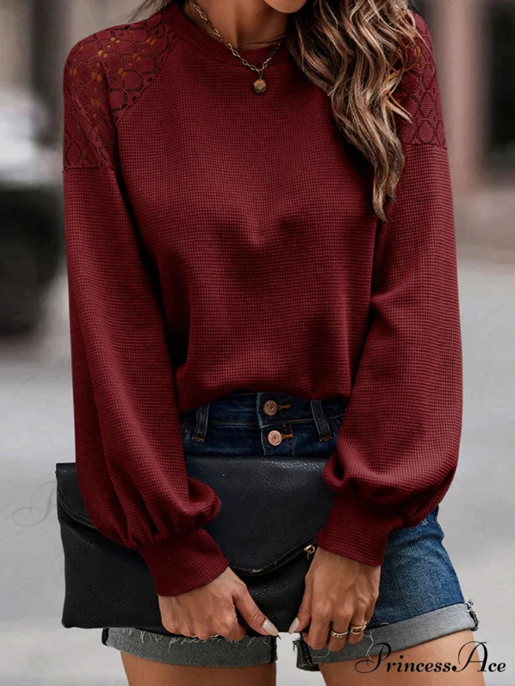 Round Lantern with Blouse Arm Neck