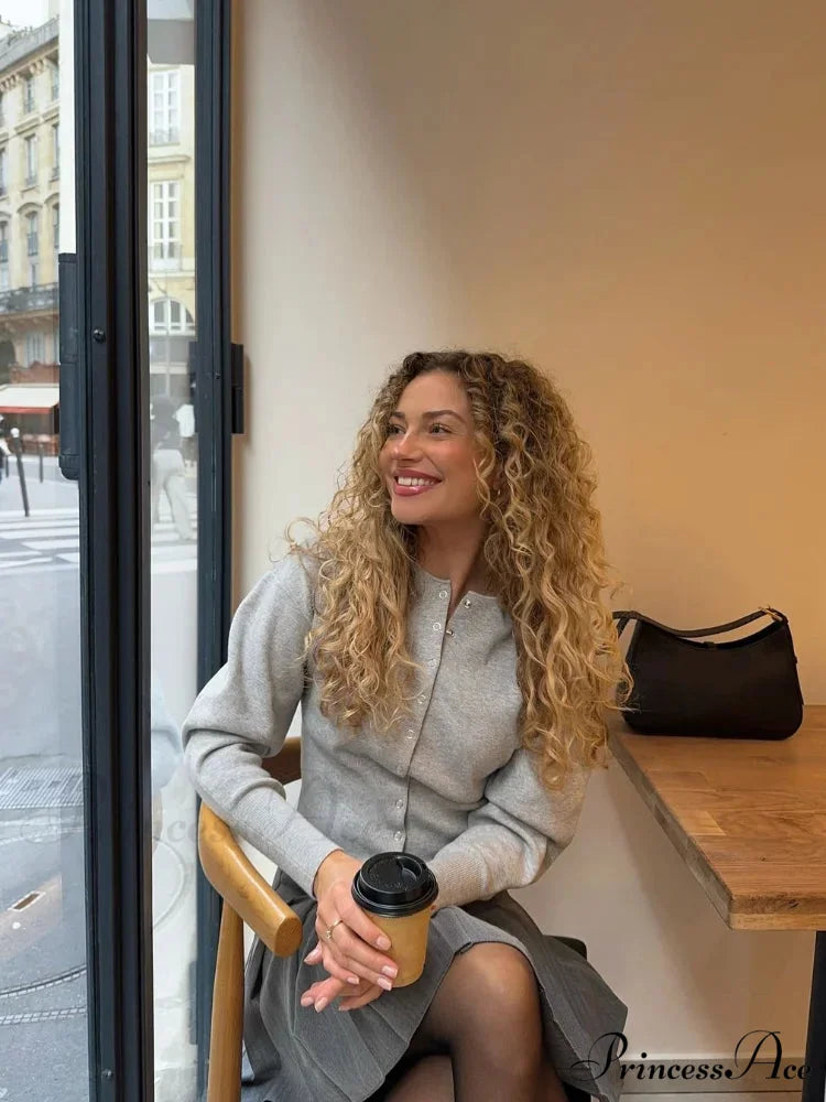 Round-neck Baggy Button-up Cardigan