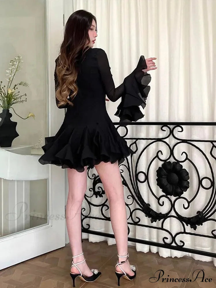 Round Neck Flare Sleeve Short Dress